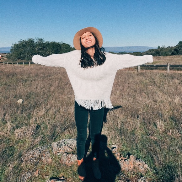 Meet your Posher, Izzy - Picture 2 of 3